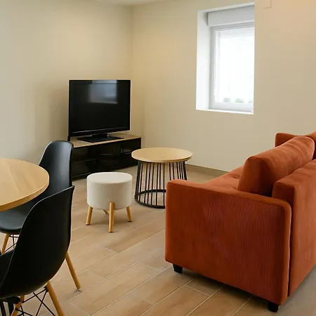 Ferienhaus Maison Des Hirondelles Yvré-lʼÉvêque